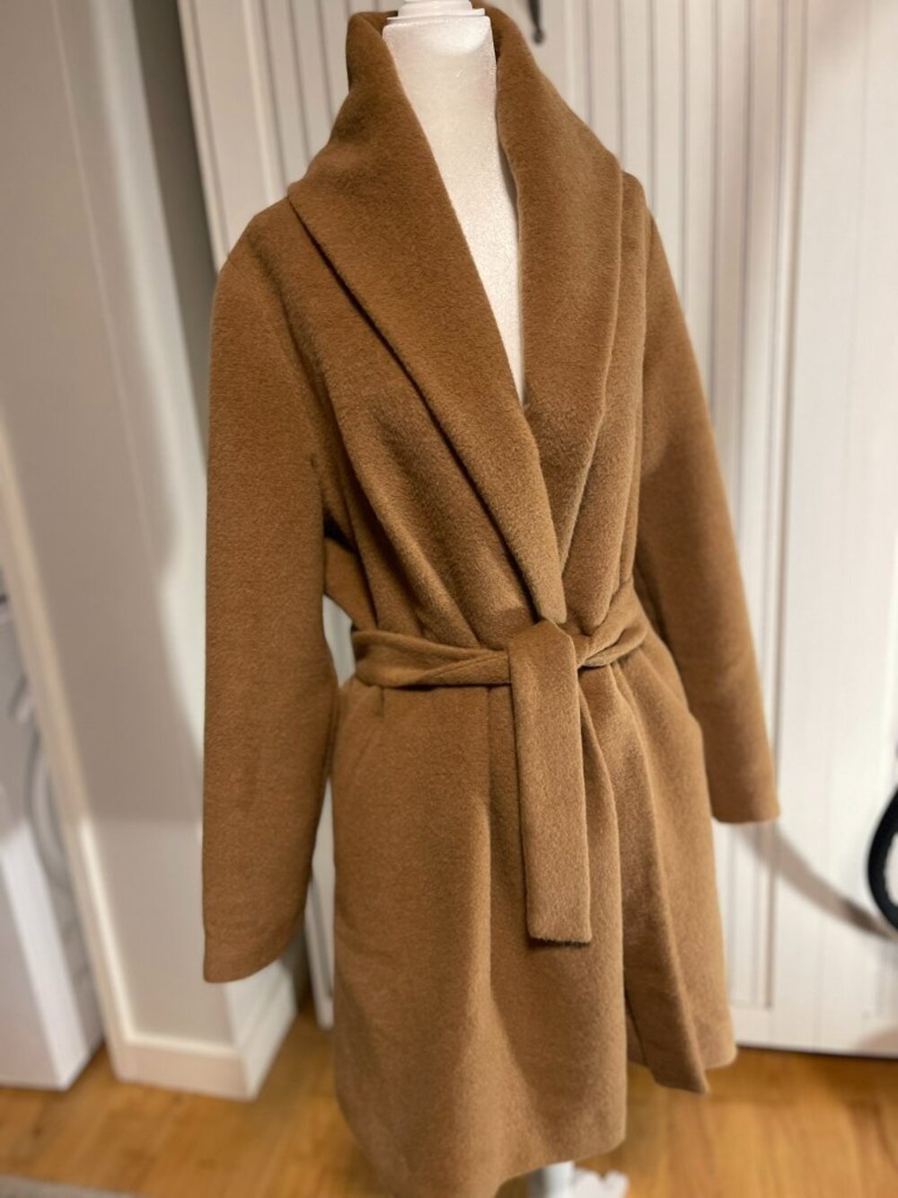 Carries Note Camel Wool 100% (70% alpaca) Wrap Coat | Italian Camel Hair Fabric